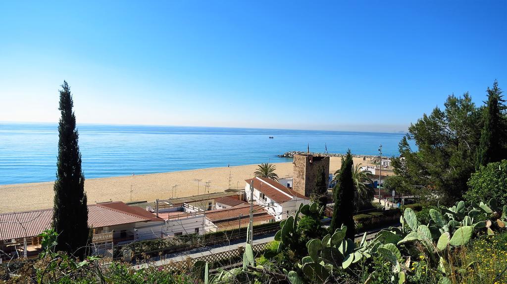 Claire Seaview & Beach-Apartment モンガット エクステリア 写真